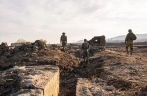 الجيش الإسرائيلي يعلن تنفيذ عمليات استباقية في جنوب سوريا ويُظهر تدمير عتاد عسكري